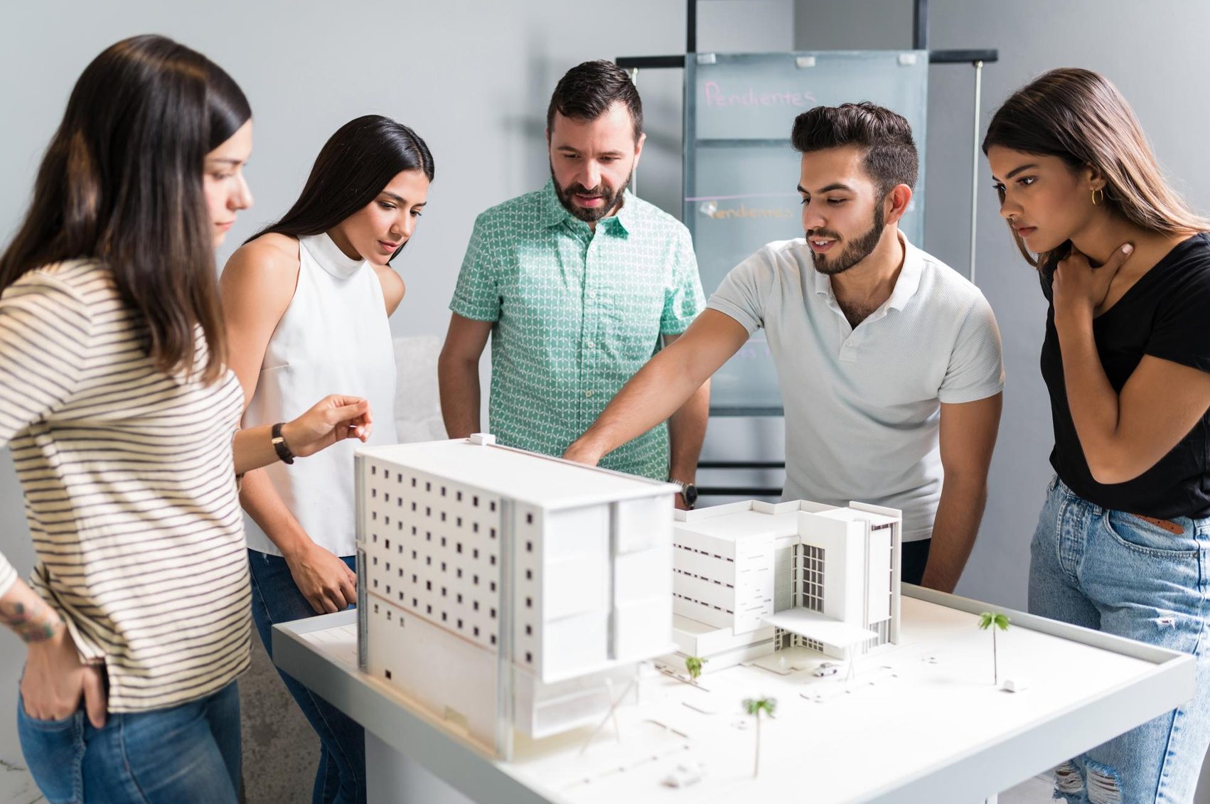 Finding-the-Right-Off-Plan-Property-in-Dubai_2_11zon